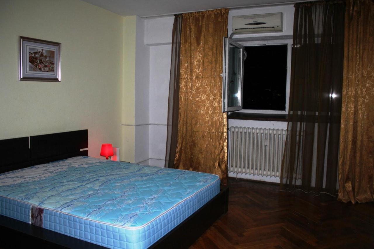 Modern Apartment City Center 2 Бухарест Екстер'єр фото